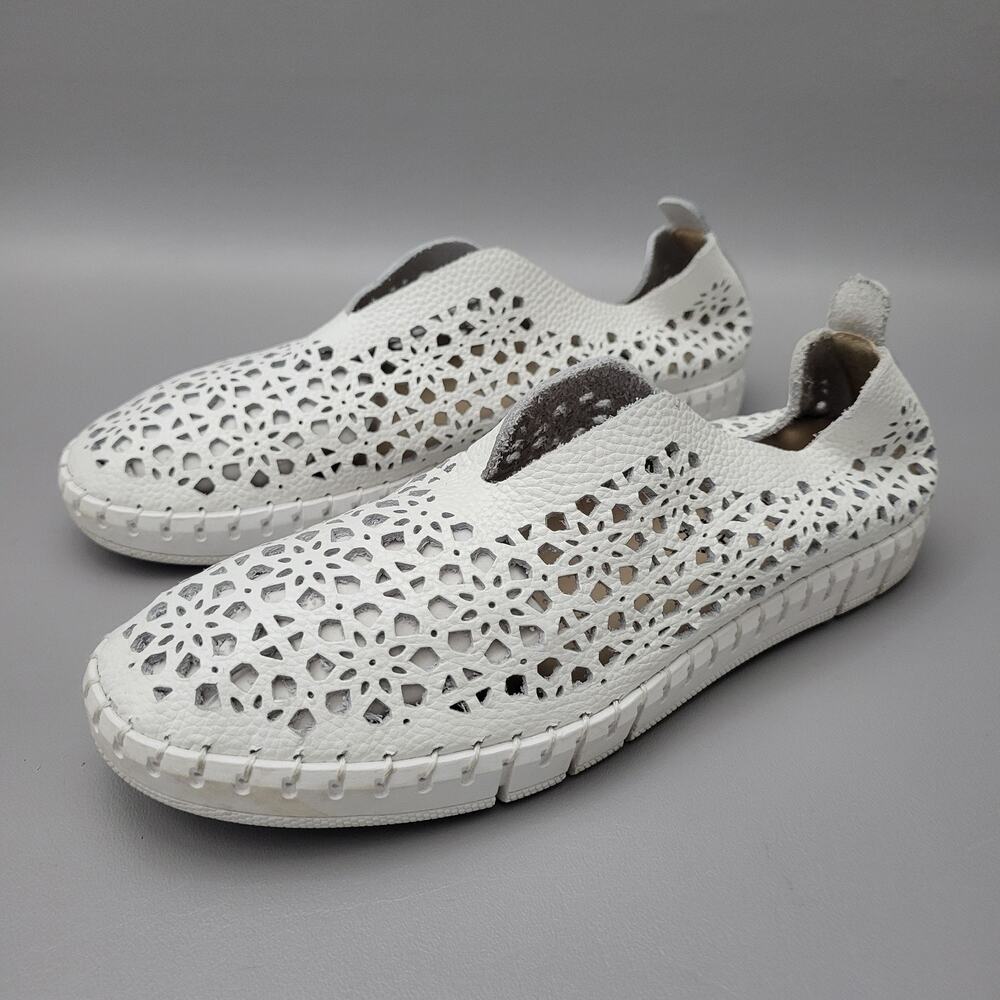 Yokono Flow Sneaker Shoe White Leather Laser Cut Women's EU 41/ 10.5 US